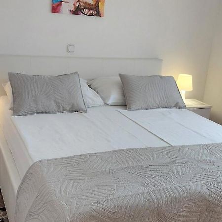 Apartment Ivana,Mali Maj Poreč Kültér fotó